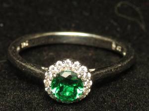 lot 24 image: Sterling Silver Emerald Ladies Ring