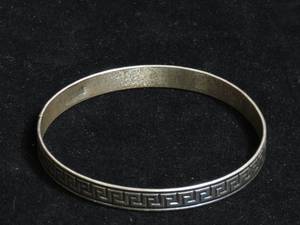 lot 32 image: Danecraft Sterling Silver Bangle Bracelet