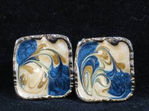 lot 63 image: Vintage Enamel Filled Earrings