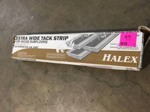 Halex Poplar 1 in. Wide x 4 ft. Long Carpet Tack Strip for Wood Subfloors (100-Pack) not used