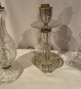 lot 136 image: Lot of 3 Clear Glass Lamps