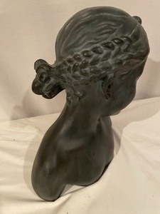 lot 158 image: Decorative Bust