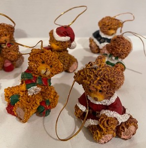 lot 160 image: Lot of 36 Bear Ornaments