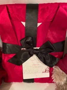 lot 169 image: Christmas Gift Lot
