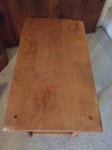 lot 191 image: Small Wooden Table