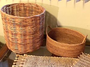 lot 73 image: Wicker Baskets and Placemats