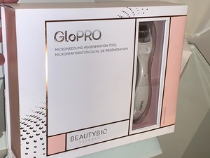 lot 77 image: GloPro Microneedling Regeneration Tool (NEW)