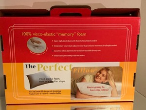 lot 86 image: The Perfect Pillow  (NEW)