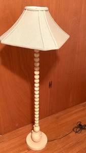 lot 89 image: Decorative Floor Lamp