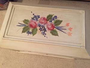 lot 241 image: Wooden Floral Storage Chest