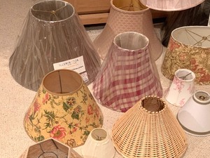 lot 124 image: Variety of Lamp Shades
