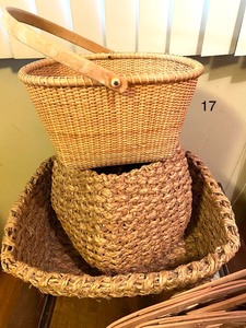 lot 17 image: Baskets and Baskets