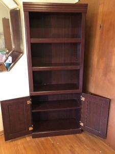 lot 32 image: Wood Bookcase