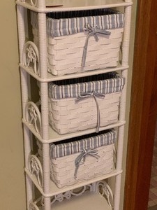 lot 68 image: Shelves and Baskets
