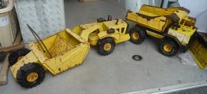 Tonka scraper and dump truck...