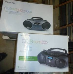 2 new boomboxes fully tested and wo...