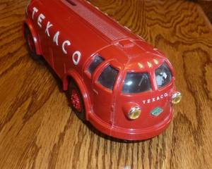 3 Texaco collectible die cast banks...