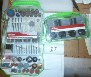 2 Dremel sets new 208 pc with a bro...