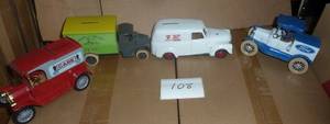 4 diecast car banks, Case, John Dee...