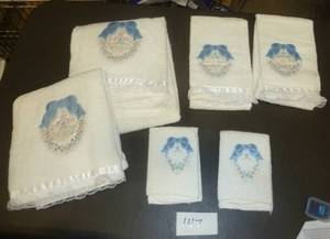 New bath set, 2 bath towels, 2 hand...