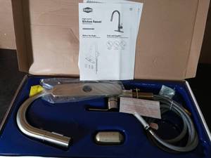 Metro Single-Handle Pull-Down Sprayer Kitchen Faucet with Solid Lever in Brushed Nickel by EZ-FLO - open box never used