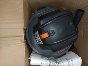 14 Gal. 6.0-Peak HP NXT WetDry Shop Vacuum with Fine Dust Filter, Dust Bag, Hose and 7 Accessories by RIDGID- used some accessories missing