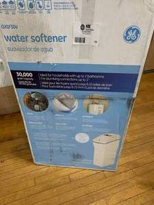 30,000 Grain Water Softener by GE- open box not used