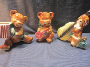 Royal Copley Bears & Dog