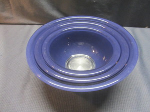 Pyrex Glass Nesting Bowls