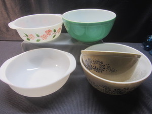 Vintage Pyrex