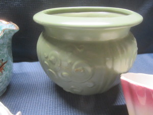 Hull, USA, Japan Ceramics