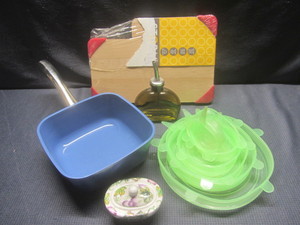 Cutting Board, Fry Pan, Covers