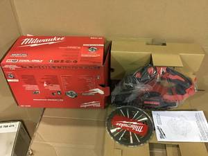 lot 30 image: M18 18-Volt Lithium-Ion Brushless Cordless 7-14 in. Circular Saw (Tool-Only) by Milwaukee in good condition