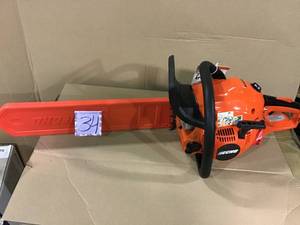 lot 34 image: 20 in. 50.2 cc Gas 2-Stroke Cycle Chainsaw by ECHO in good condition