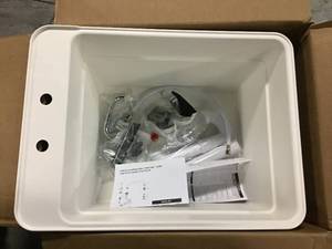 lot 61 image: Utilatub Combo 24 in. x 18 in. Polypropylene Floor Mounted Laundry Tub in White by MUSTEE in good condition