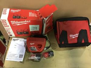 Milwaukee 48-59-2420SP M12 Lithium-Ion Kit Two 2.0 Ah Battery 48-11-2420  Char&nbsp&nbspin good condition&nbsp