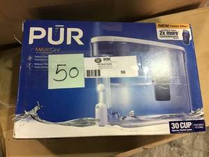 Classic 30-Cup Dispenser Water Filtration System by PUR&nbsp&nbspin good condition&nbsp