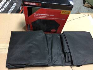 65 in. Premium Grill Cover in good condition