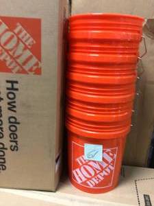 The Home Depot 5 Gal. Homer Bucket (6-Pack) in good condition