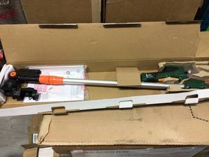 7.2-Volt Electric Cordless Telescoping Pole Pruner - 2 Ah Battery and Charger Included by Scotts in good condition