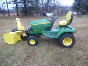 John Deere X 495