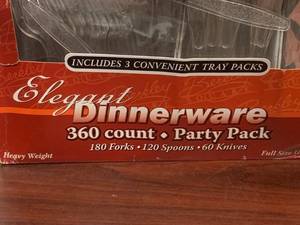 Plastic Dinnerware