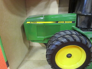 116th John Deer 8760 Tractor