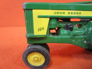 116th John Deer 720 Tractor