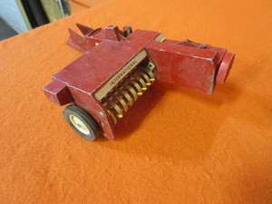 116th IH Square Baler & Trailer