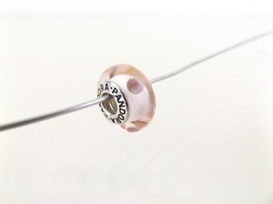Authentic PANDORA&nbsp#790618 Murano Pink Polka Dot Charm Bead
