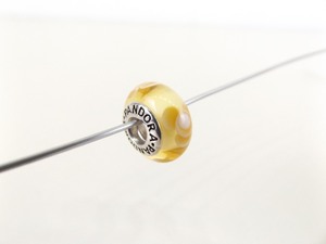 Authentic PANDORA #790645 Murano Yellow Flower Charm Bead