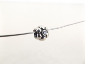 Authentic PANDORA #790185CZ Camellia Flower Charm Bead