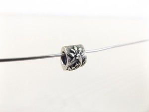 Authentic PANDORA #790213 Poinsettia Christmas Flower Charm Bead