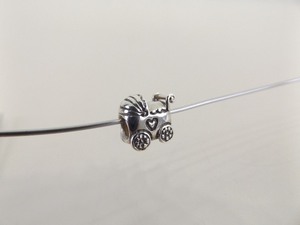 Authentic PANDORA #790346 New Born Baby Carriage Charm Bead